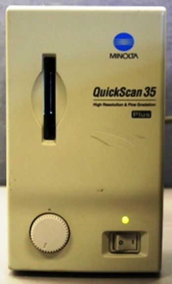 Konica QS 2800 QuickScan 35 Plus 35mm Film Scanner  